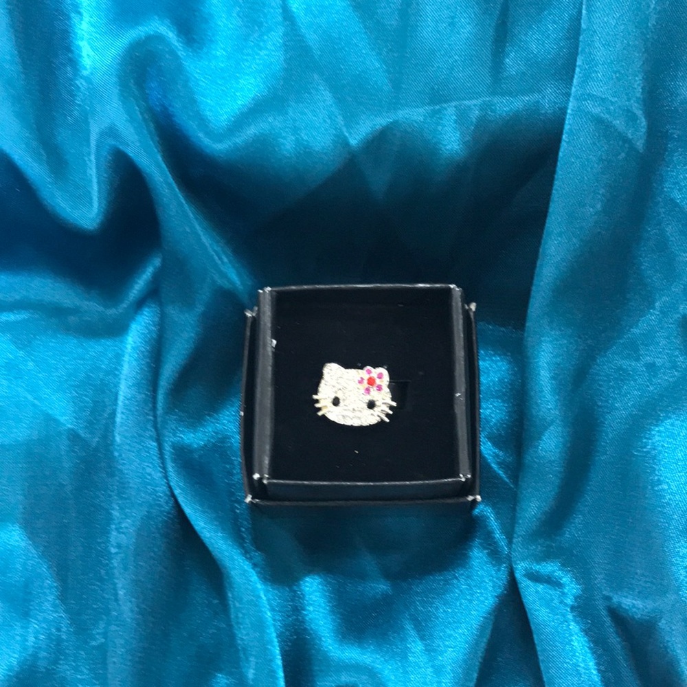 Hello Kitty Ring